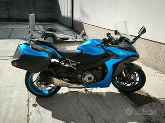 suzuki gsx s 1000 gt anno 22 km 16.000