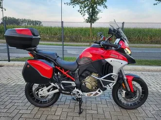 ducati multistrada v4 rally extras navi akra + helm