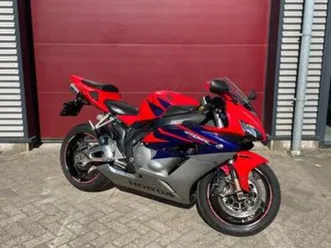 honda cbr1000rr fireblade yoshimura uitlaat — motoren | honda — marktplaats