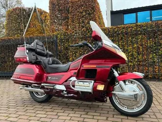 ② honda goldwing 1500se