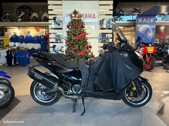 yamaha xp t-max 560 tech max 2025 de direction 257e/mois* +de 3500e d'equipement gtie 09/2030