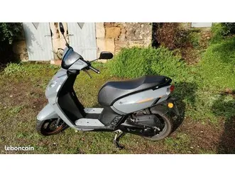 peugeot kisbee gt 50 cc