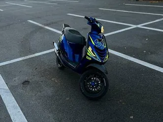 ② piaggo zip 70 cc 2takt 2750€ strak