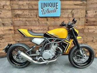 ccm spitfire street moto 600 cc