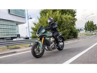 2024 moto guzzi v100 mandello s