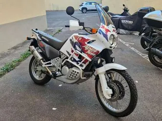 honda xrv 750 fmi iscritta bianco