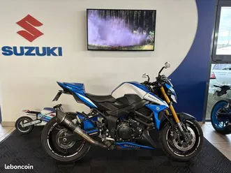 suzuki gsr 750