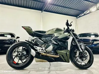ducati streetfighter v2