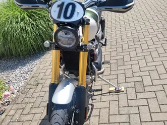 triumph scrambler 1200 xe