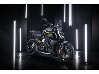 ducati diavel v4