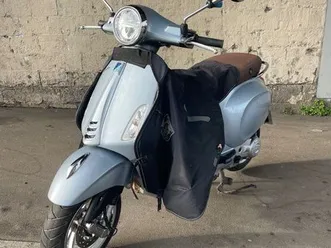 piaggio vespa primavera