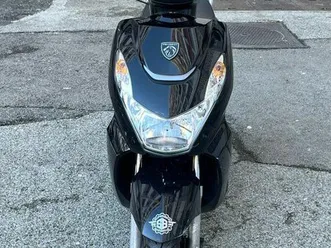 scooter kisbee 4t 2025