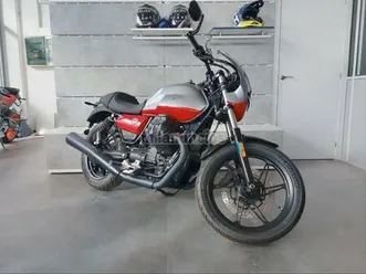 moto guzzi - v7