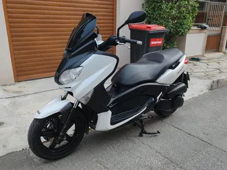 yamaha x-max 250i →