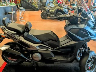 scooter kymco cv3 550