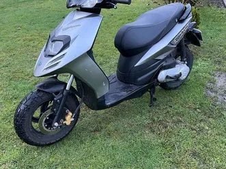 scooter 50cm3