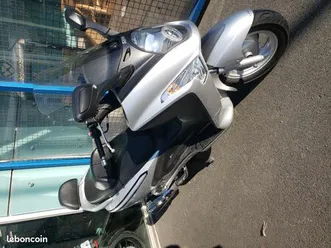 scooter sym gts 125