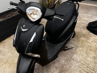 scooter yamaha d'elight
