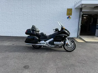 2015 honda gold wing® audio comfort