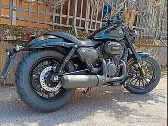 keeway/benelli v302 c custom bicilindrico a v