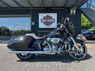 harley-davidson street glide
