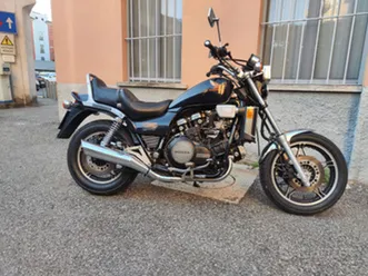 honda vf 1100 c (magna)