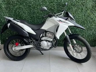 honda xre 300 (rally)