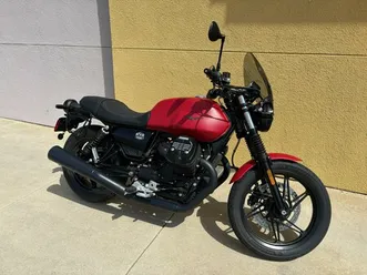 2023 moto guzzi v7 stone