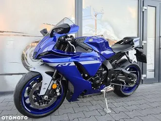 yamaha r1