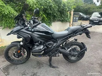 bmw r1300 gs triple black +akrapovic 4 packs garantie jusqu’à 2029