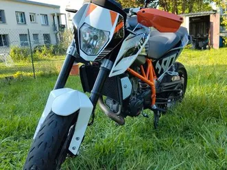 ktm duke 690 vend ou échange