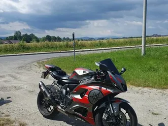 yamaha r7