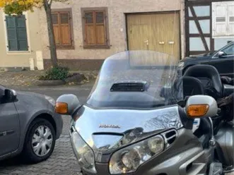 honda goldwing gl1800