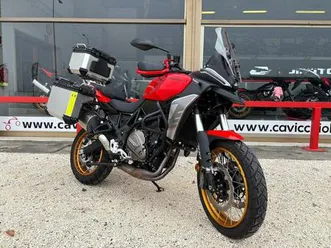 vendo qj motor srt 700 x (2024 - 25) usata a suzzara (codice 9894018) - moto.it