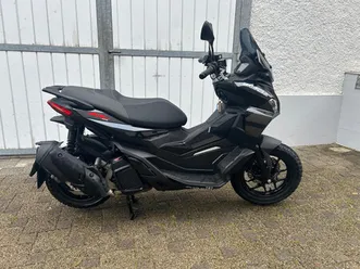 aprilia sr gt 125, scooter, modèle démo, chf 3'400.-