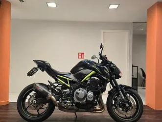 ② kawasaki z 900 performance**2019**10.500km**garantie