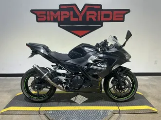 2022 kawasaki ninja 400 abs krt edition