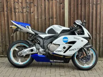 honda cbr 1000 rr 2004 (04) super sport + arrow system