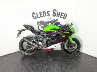 kawasaki ninja 125 euro 5 125 cc