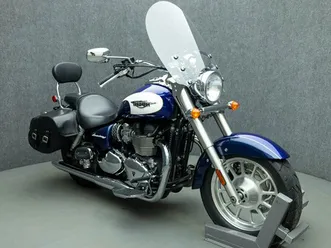2015 triumph america