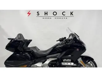 vendo honda gl 1800 gold wing tour dtc (2018 - 20) usata a venezia (codice 9893726) - moto.it