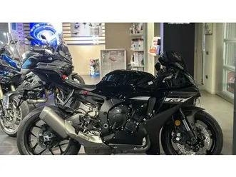 vendo yamaha yzf r1 (2020 - 25) usata a varese (codice 9893670) - moto.it