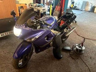 kawasaki zzr 600 bastlerfahrzeug lila