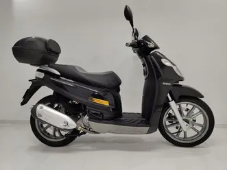 piaggio carnaby 125 es niski przebieg 11851 km glomsk