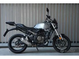 voge trofeo 300 scrambler