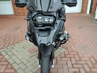 bmw r 1250 gs tripleblack