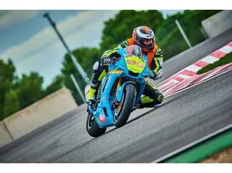 yamaha r1 rn49 rennstrecke