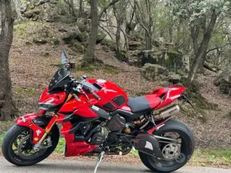 ducati streetfighter v4s