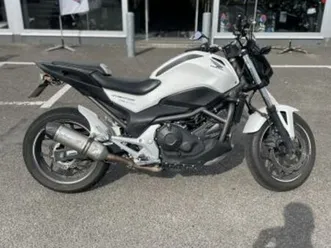 honda nc 700 s 2013 670 cm3 | moto roadster | 33 135 km | blanc | 59240 dunkerque
