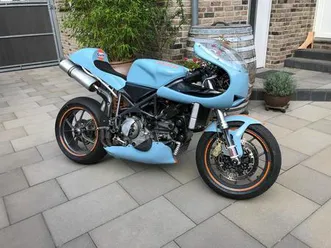 ducati 996 cafe racer track bike (748 916)